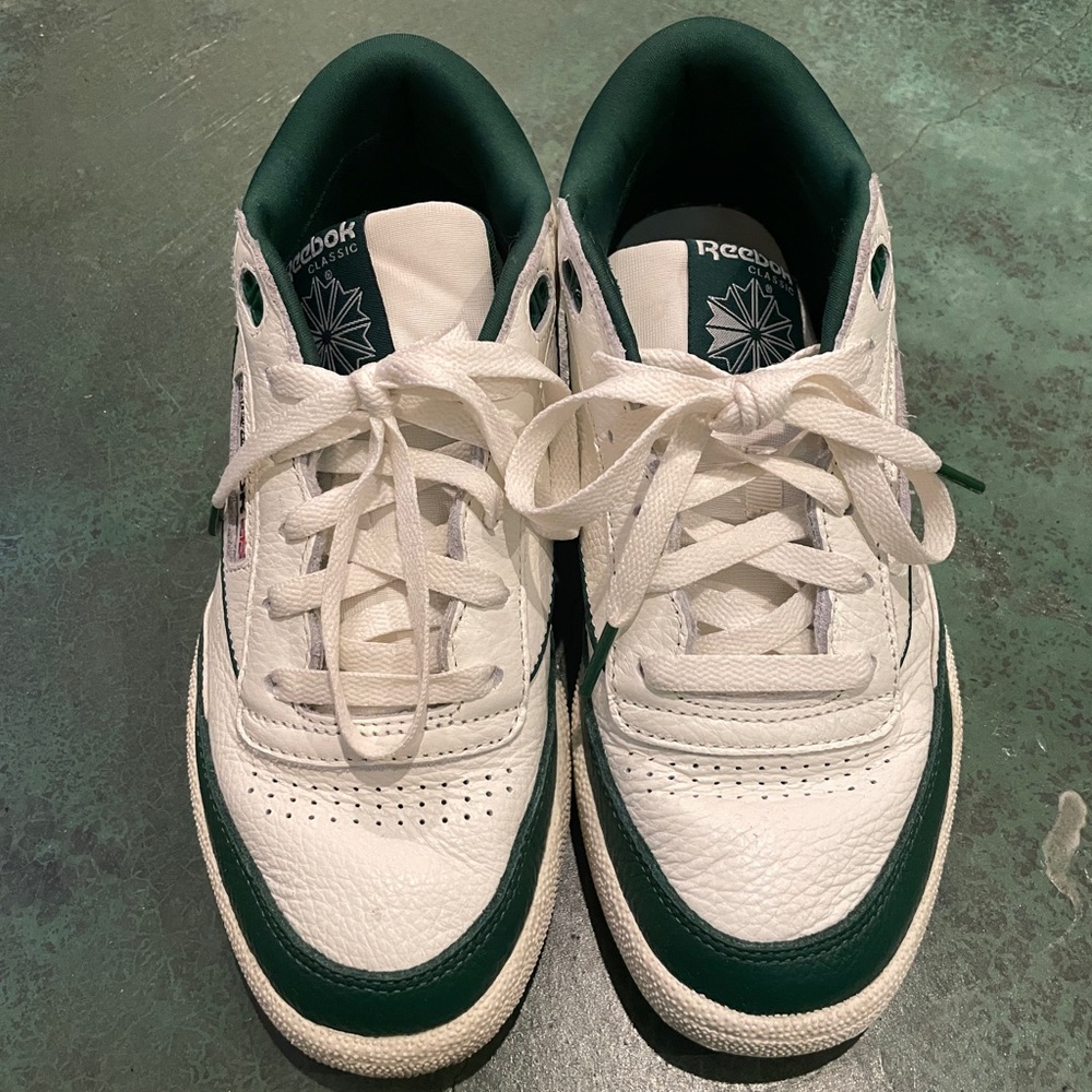Limited edition Reebok Club C mid ll